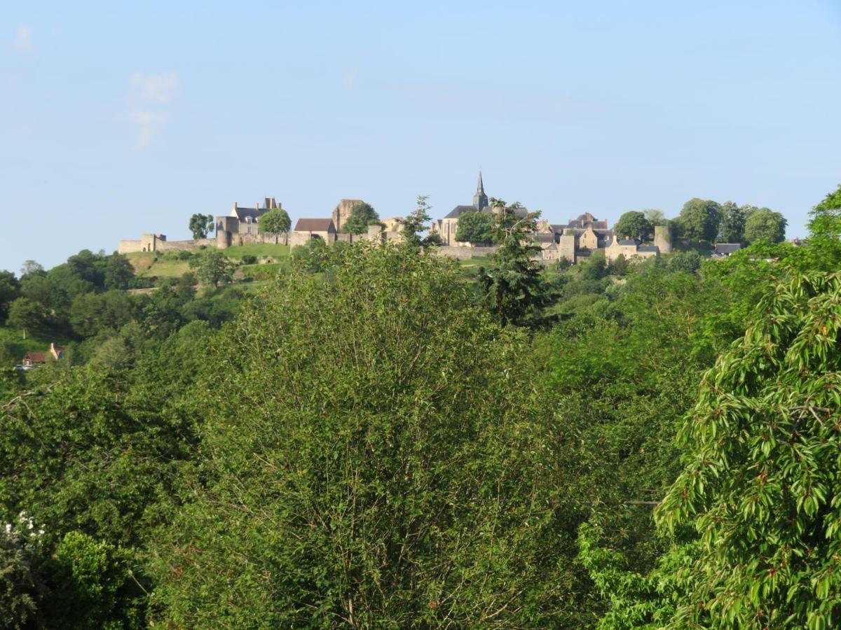 Ecrin de Verdure Sainte-Suzanne  Buitenkant foto