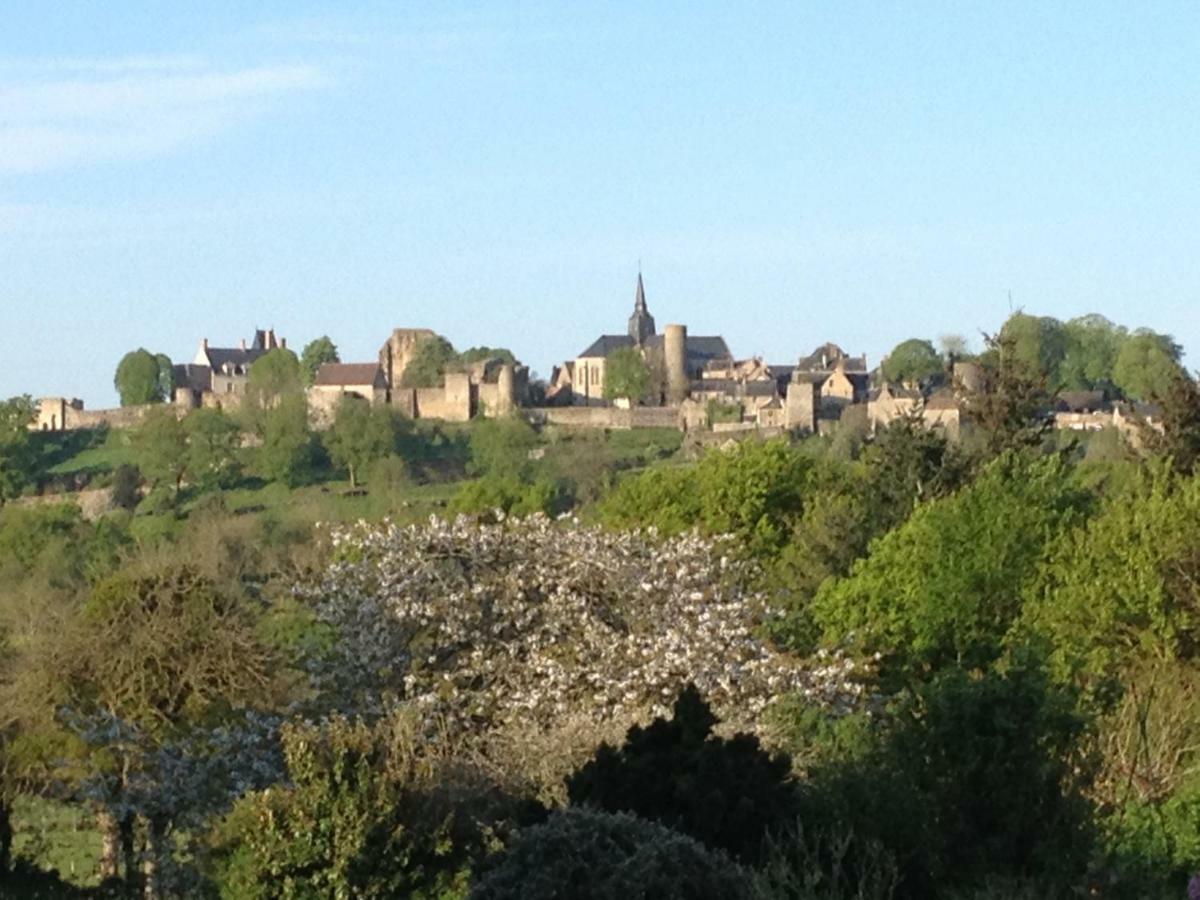 Ecrin de Verdure Sainte-Suzanne  Buitenkant foto